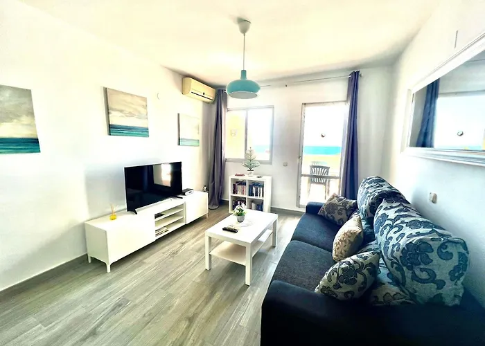 Sea Front Apartment With Large Terrace In Benalbeach